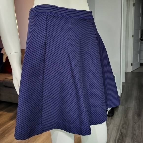 Uniqlo | Cotton blend A-line High waist mini skirts - Picture 3 of 6